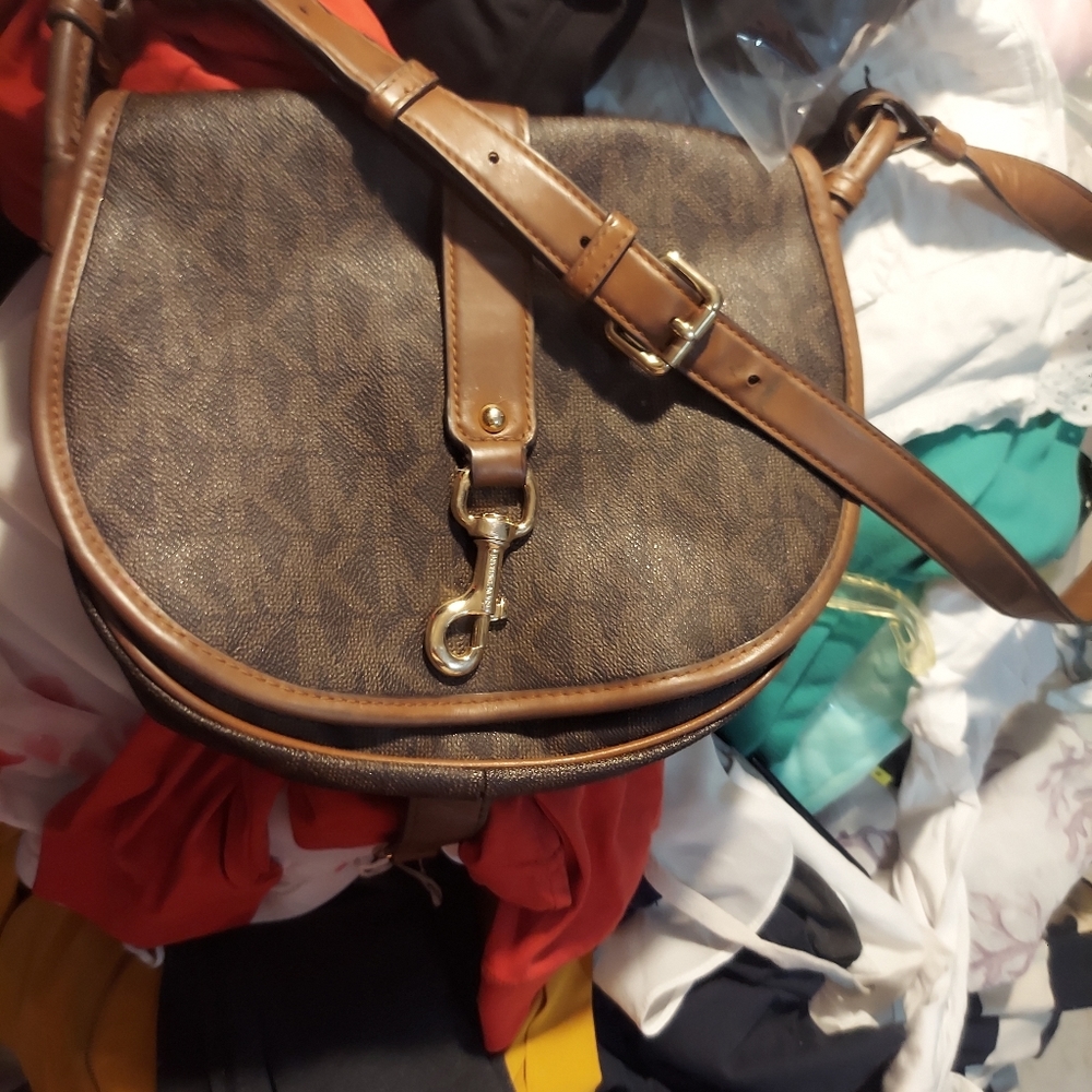Micheal kors purse
